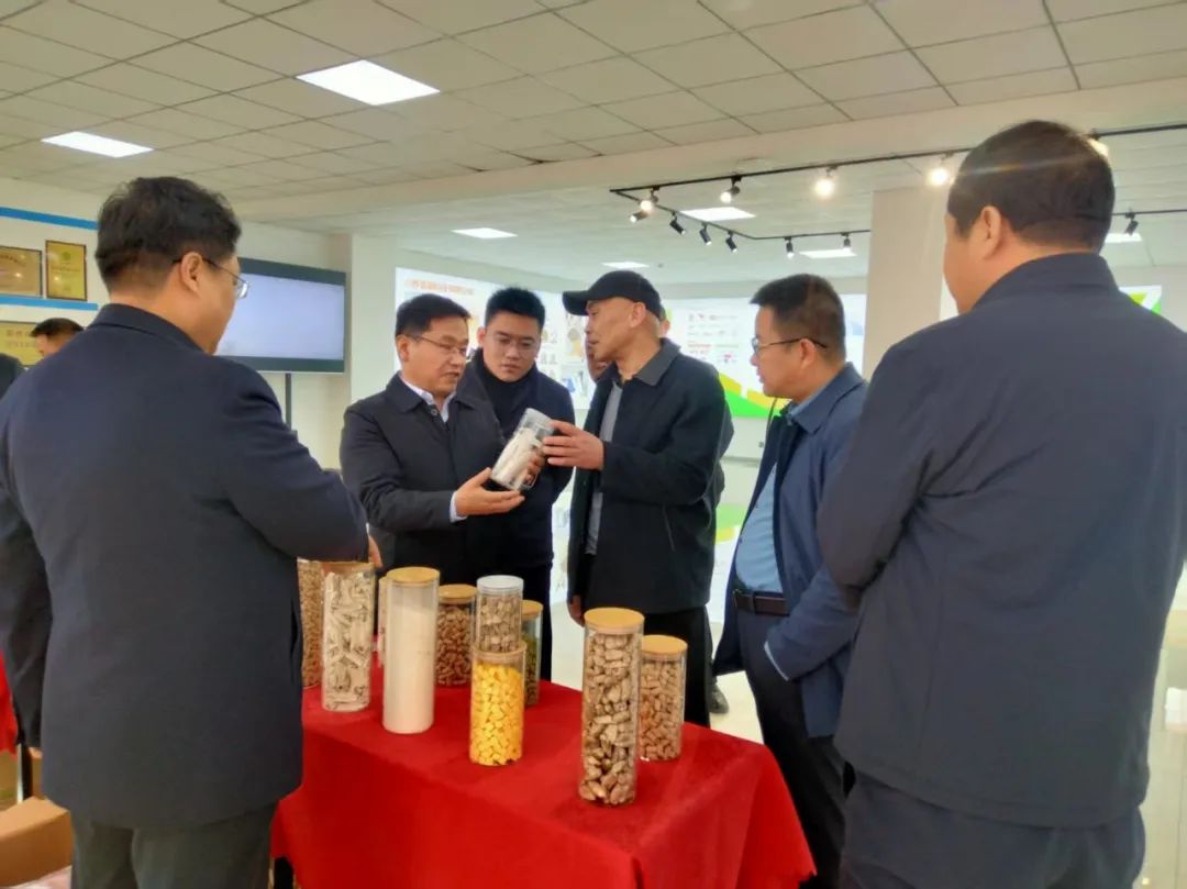 科技賦能農(nóng)業(yè) 市農(nóng)業(yè)農(nóng)村局調(diào)研長子縣凍干食品生產(chǎn)與新興能源技術(shù)研發(fā)協(xié)同發(fā)展